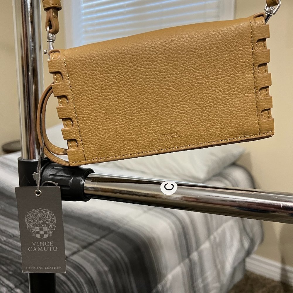 Vince Camuto Leather Aviva Wallet Crossbody - Desert